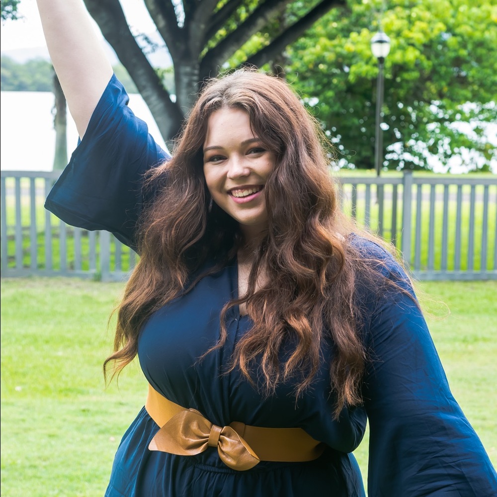 Meet your Posher, Brooke